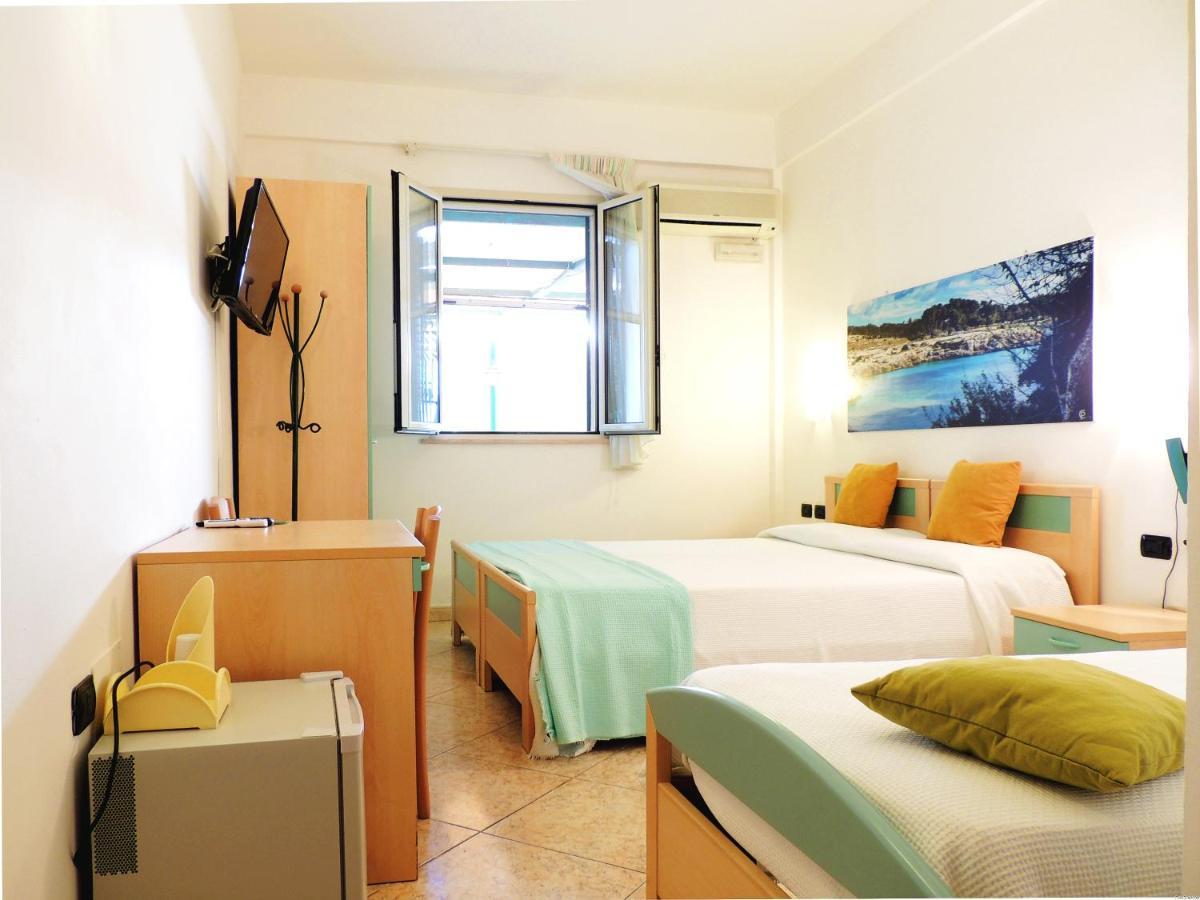 Hotel Porto Badisco Ngoại thất bức ảnh