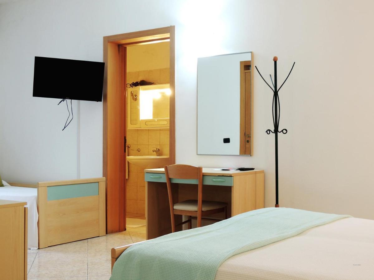Hotel Porto Badisco Ngoại thất bức ảnh